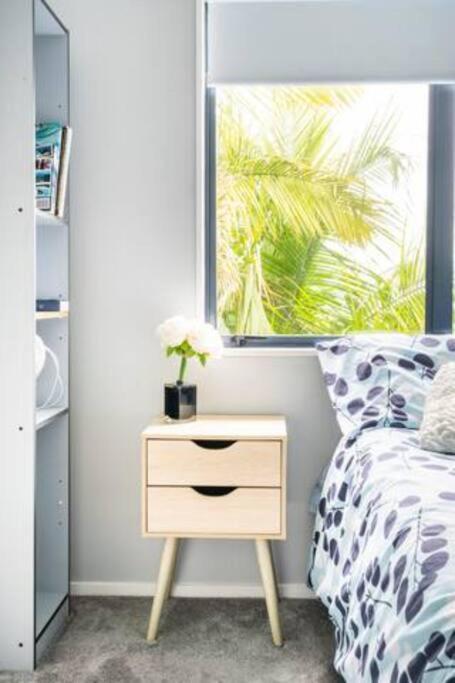 Double Room With Shared Bathroom โอ๊คแลนด์ ภายนอก รูปภาพ