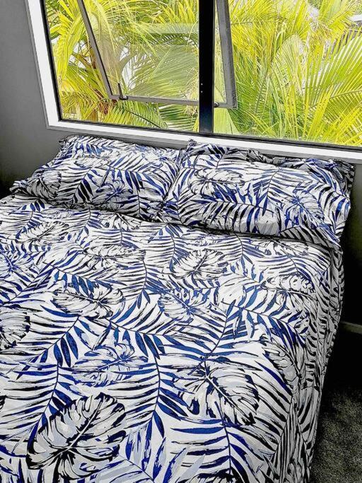 Double Room With Shared Bathroom โอ๊คแลนด์ ภายนอก รูปภาพ